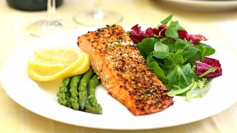 Fish with herbs and asparagus in diabetes diet menu
